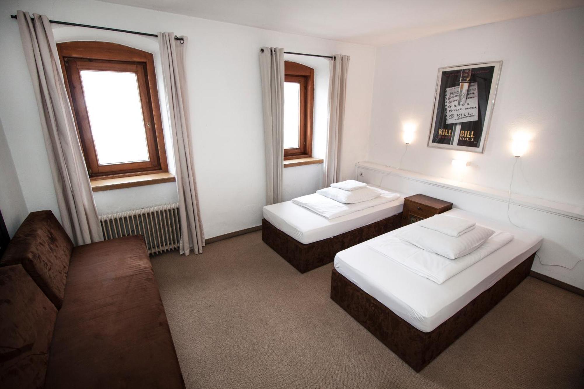 Hostel Chillertal Mayrhofen Room photo